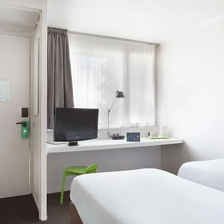 Hotel Campanile Toulon - La Seyne Sur - Sanary 3*